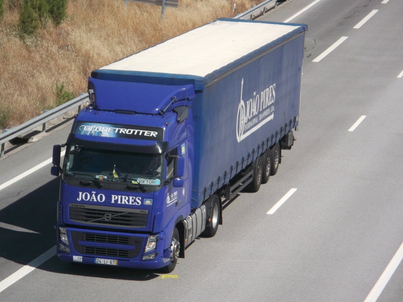 A empresa Transportes Internacionais Joo Pires recebe o prmio 